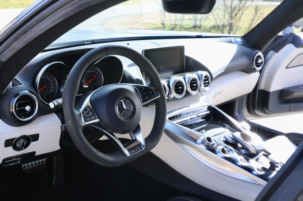 2018 Mercedes-AMG GT S Coupe